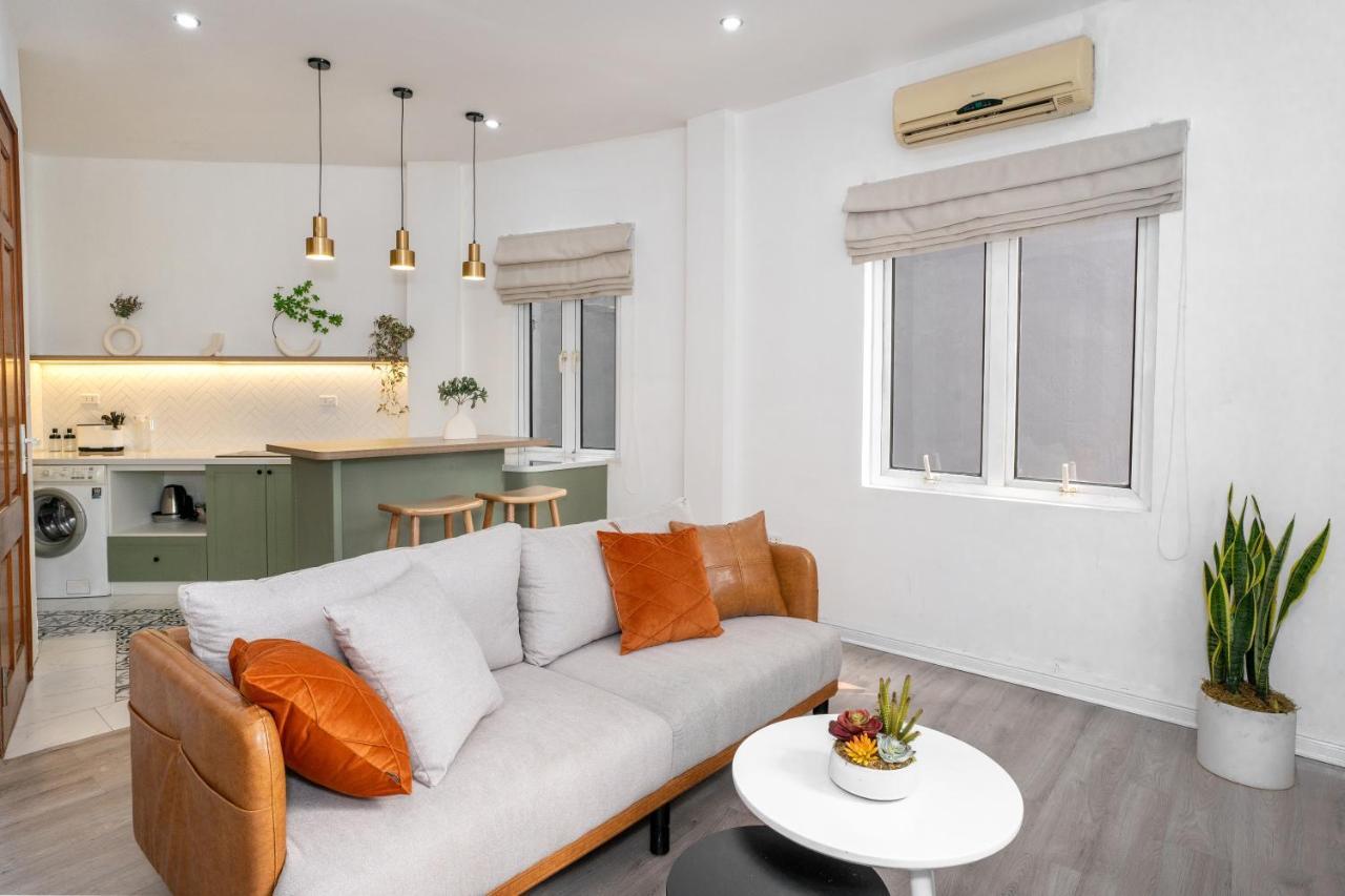 Annam Lakeside -