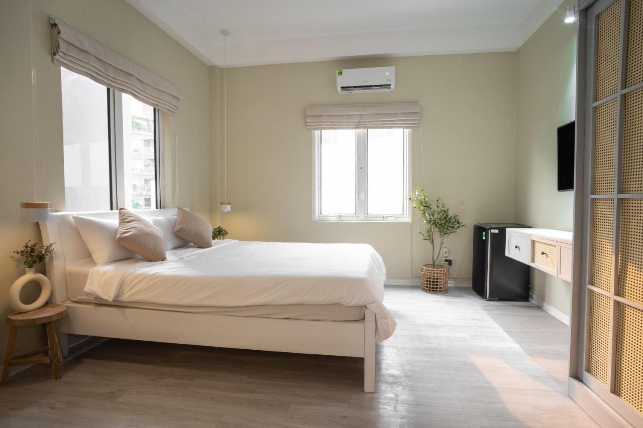 Annam Lakeside -